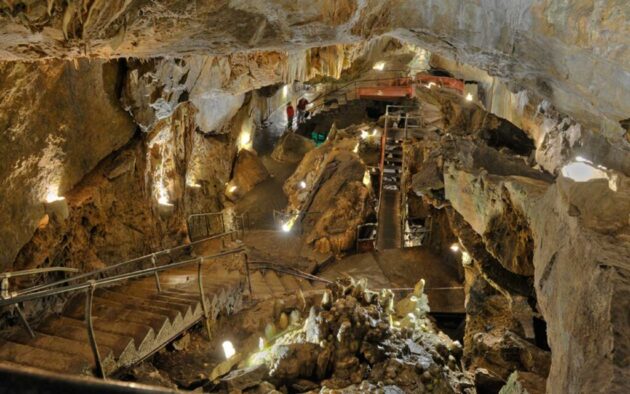Crystal Cave