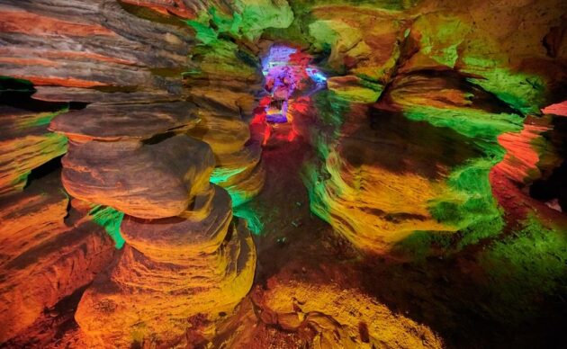 Laurel Caverns
