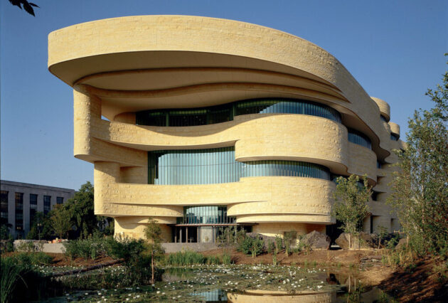 National Museum of the American Indian ★★