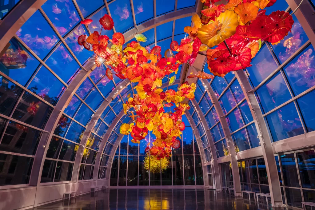 Chihuly Garden and Glass ★