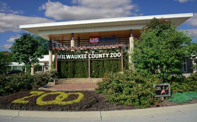 Milwaukee County Zoo ★