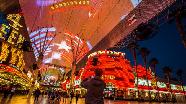 Fremont Street Experience ★★