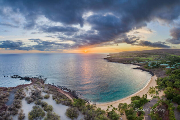 Hulopoe Bay