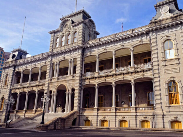 Iolani Palace