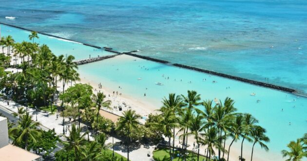 Kuhio Beach