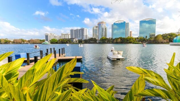 Lake Eola Park