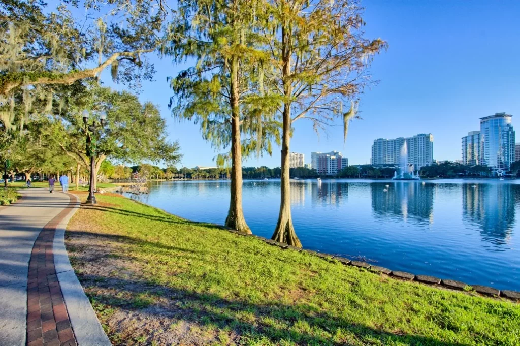 Lake Eola Park