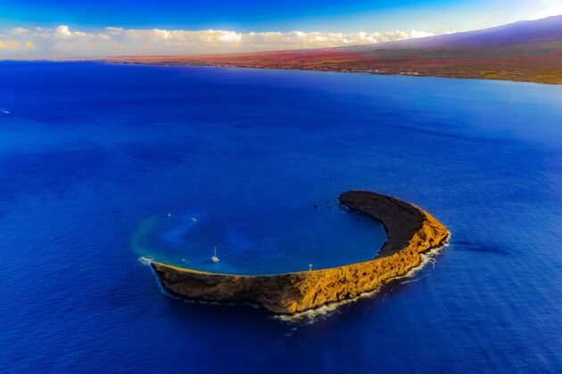 Molokini Crater