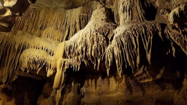 Onyx Cave
