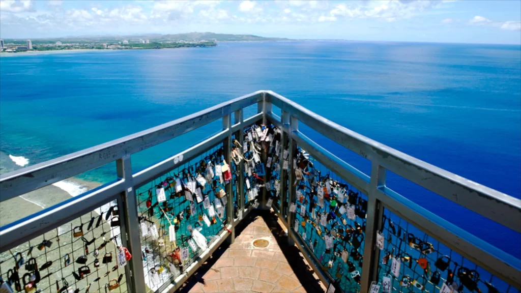 Two Lovers Point