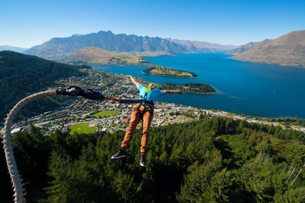 Bungee Jumping