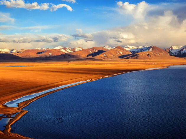 Lake Namtso (纳木措)