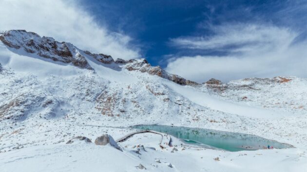 Dagu Glacier (达古冰川)