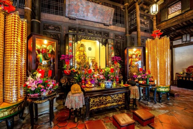 Lungshan Temple