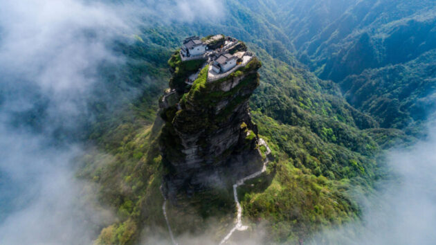 Mount Fanjing (梵净山)