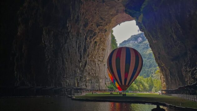 Tenglong Cave