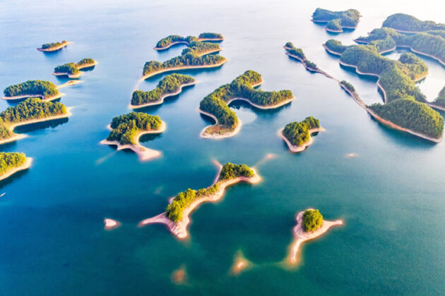 Thousand Island Lake