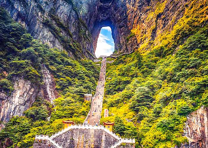 Tianmen Mountain (天门山) ★★★