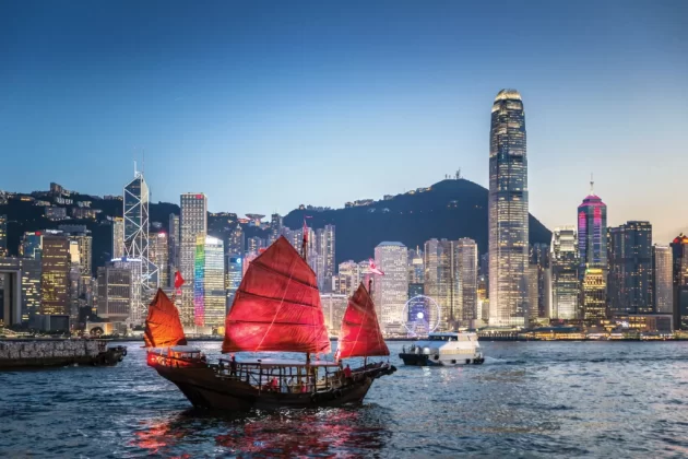 Victoria Harbour (维多利亚港)