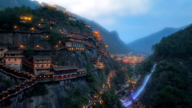 Wangxian Valley Town (望仙谷)
