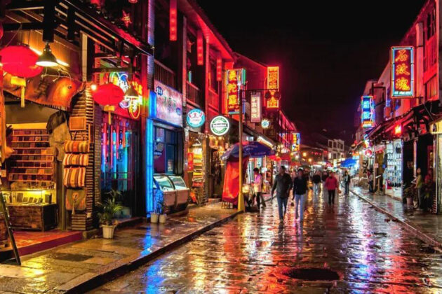 Yangshuo Xijie (阳朔西街)