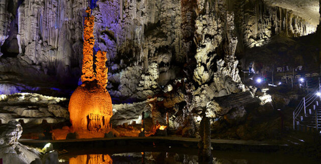 Zhijin Cave National Geopark (织金洞)