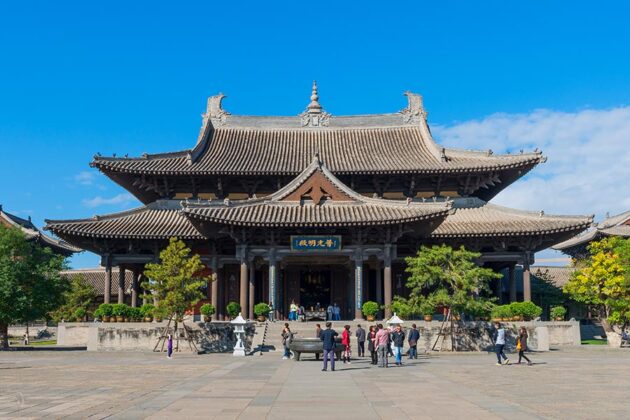 Huayan Temple