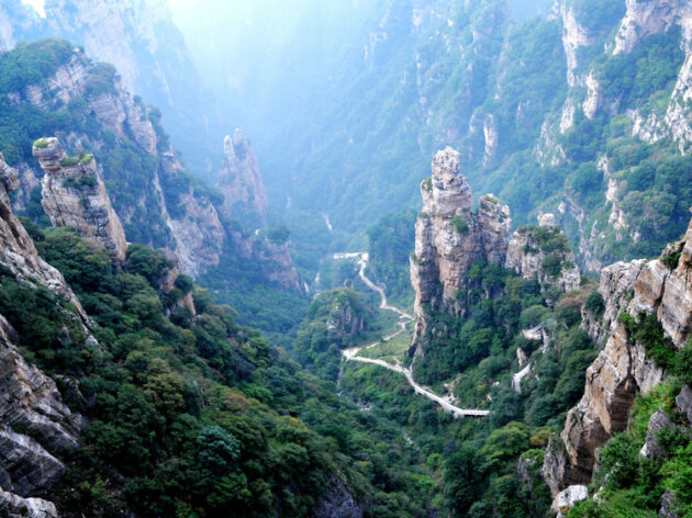 Mount Baishishan National Geopark (白石山国家地质公园) ★★★