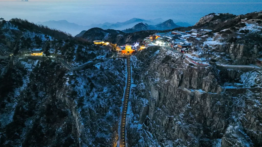 Mount Tai (泰山) ★★★
