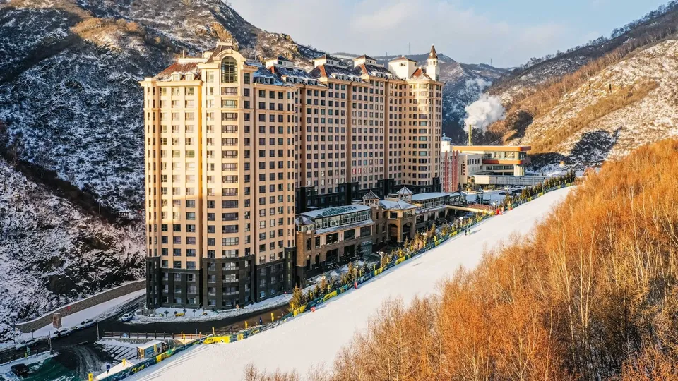 Wanlong Ski Resort