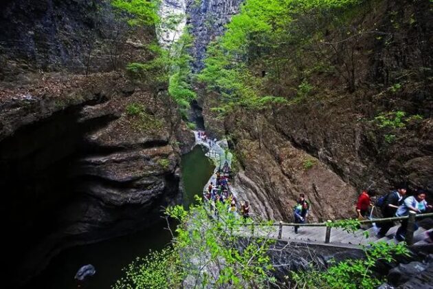 Yesanpo Bailixia Scenic Area