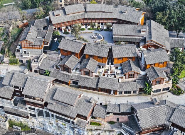 Ciqikou Ancient Town (磁器口古镇)