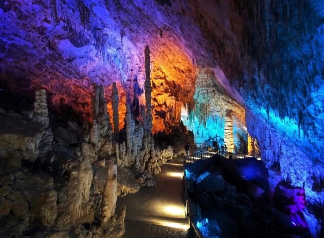 Furong Cave