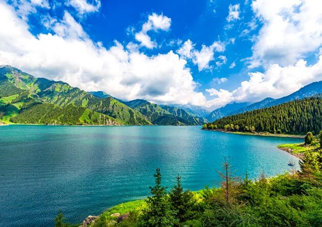 Tianshan Tianchi Scenic Area