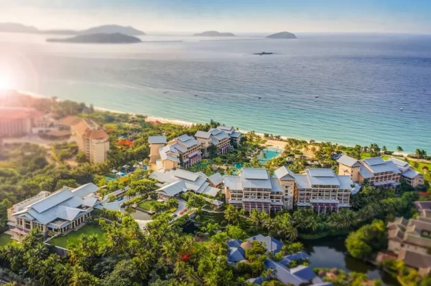 Yalong Bay