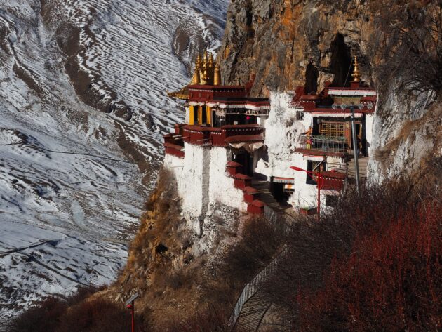 Zhayaba Temple