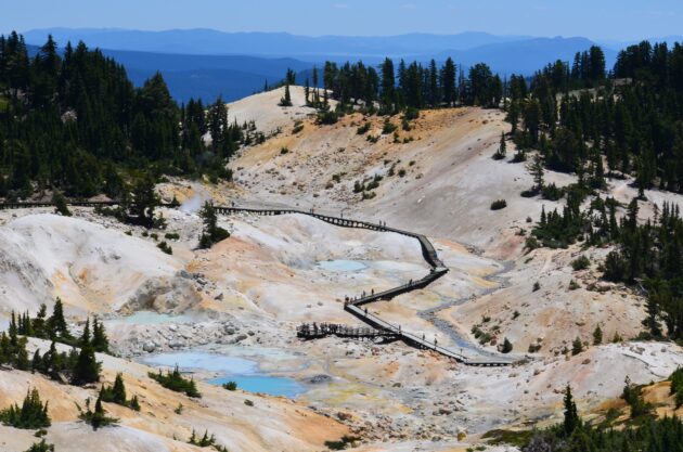 Bumpass Hell