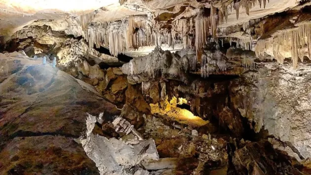 Crystal Cave