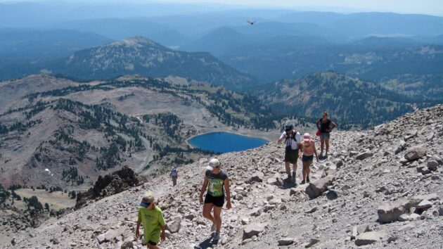 Lassen Peak Trail