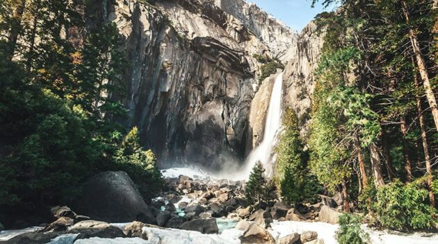 Lower Yosemite Fall Trail