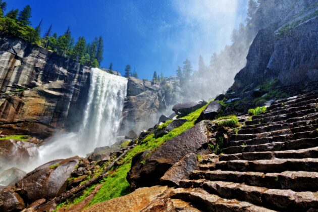 Mist Trail