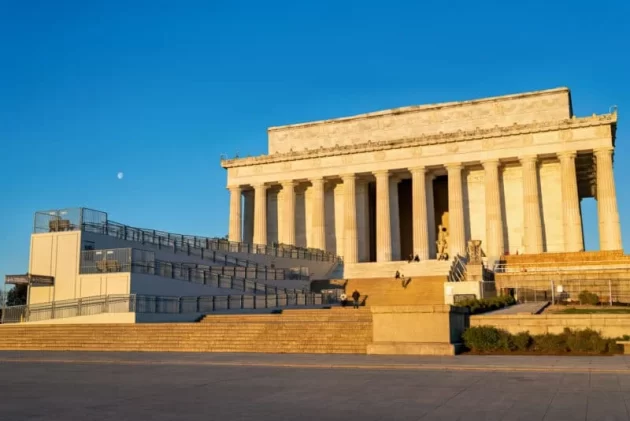 Lincoln Memorial