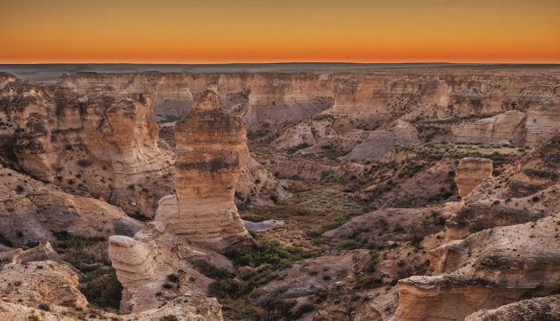 Monument Rocks and Little Jerusalem Badlands State Park