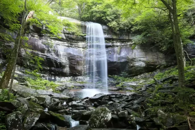 Rainbow Falls Trail