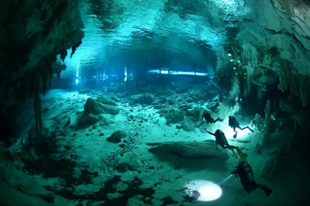 Cenote Dos Ojos
