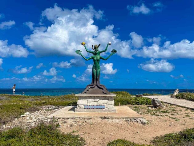 Punta Sur