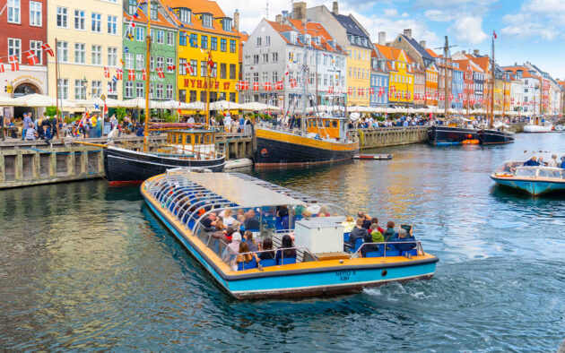 Canal Boat Tour