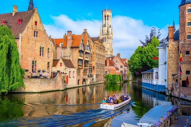 Canal Cruise