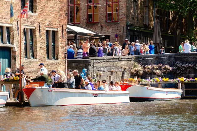 Canal Cruise