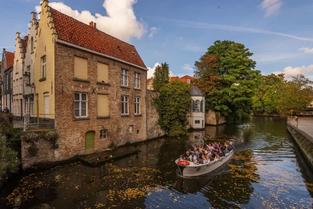 Canal Cruise